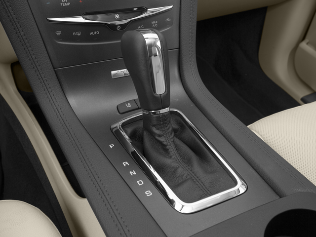2017 Lincoln MKT Base