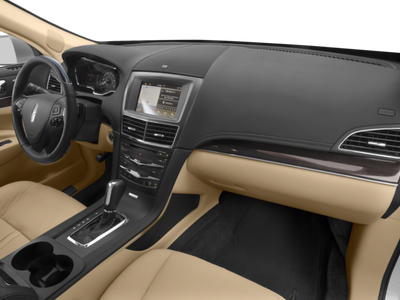2017 Lincoln MKT Base