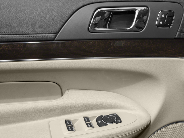 2017 Lincoln MKT Base
