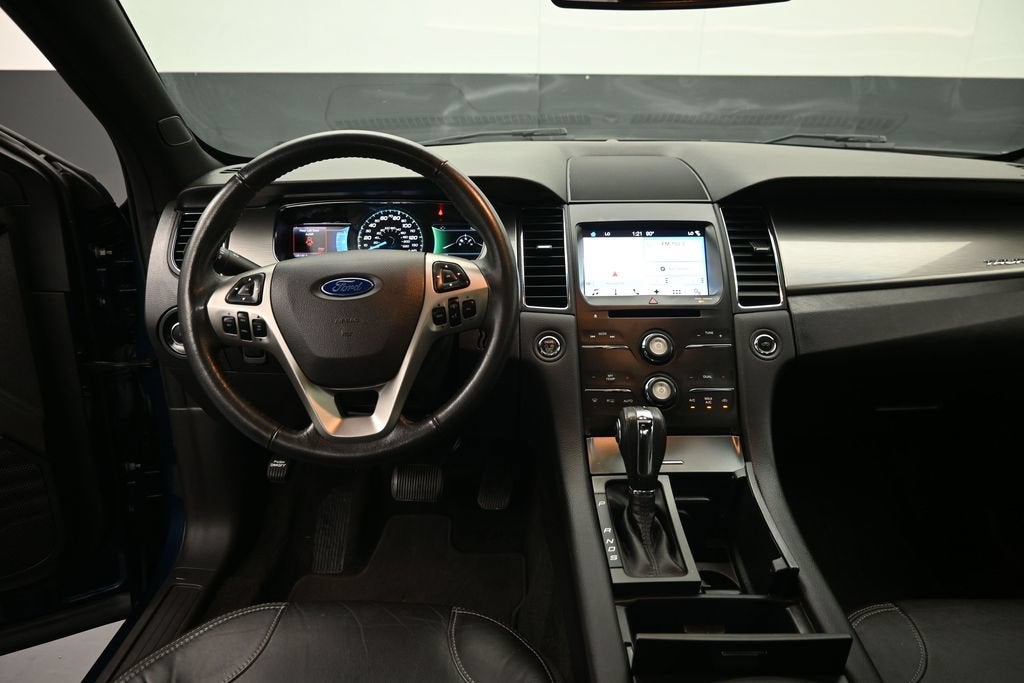 2017 Ford Taurus SEL