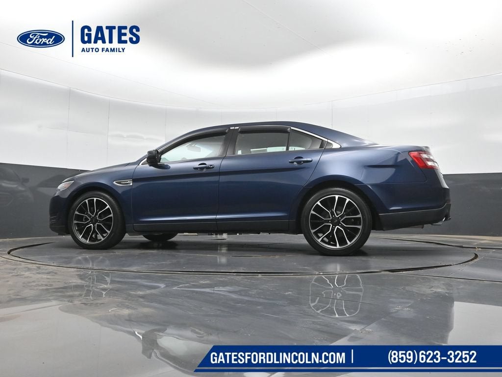 2017 Ford Taurus SEL