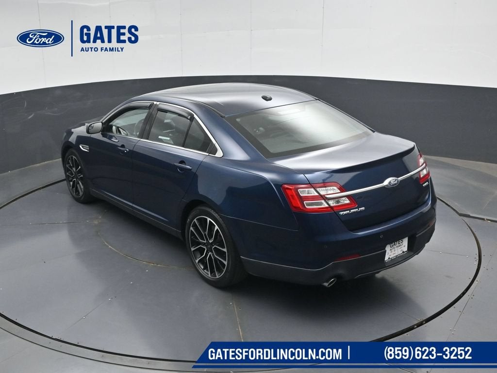 2017 Ford Taurus SEL