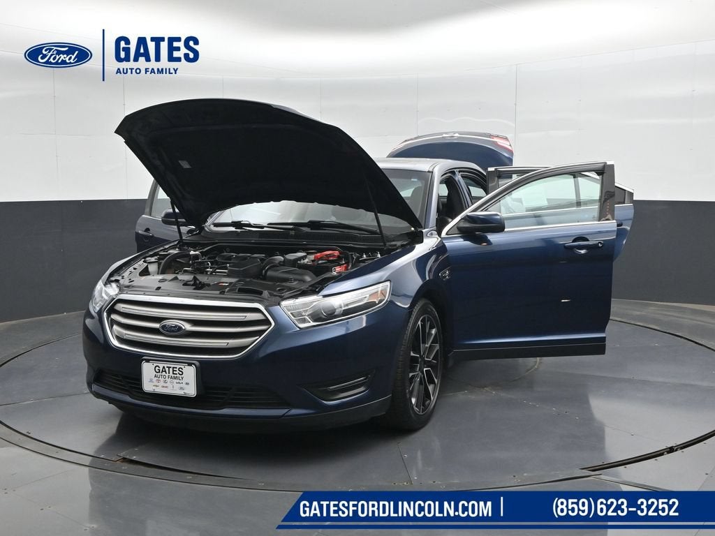 2017 Ford Taurus SEL