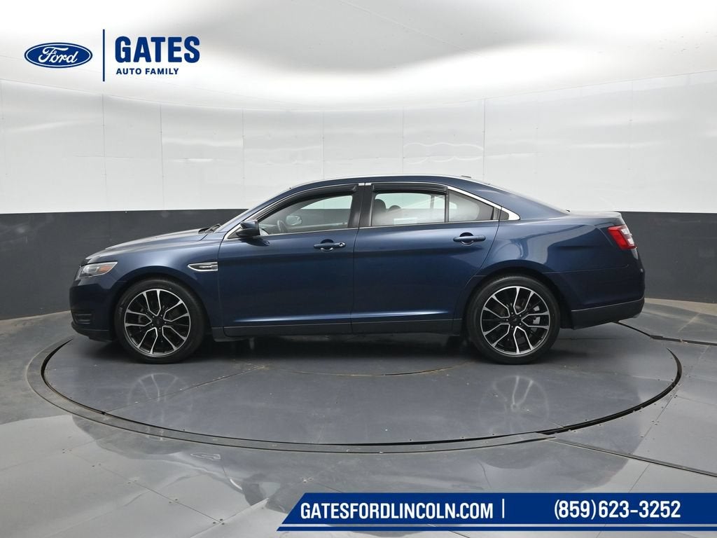 2017 Ford Taurus SEL