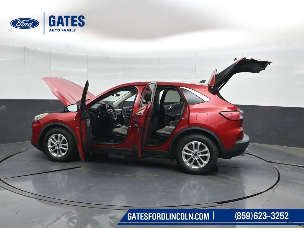 2021 Ford Escape SE