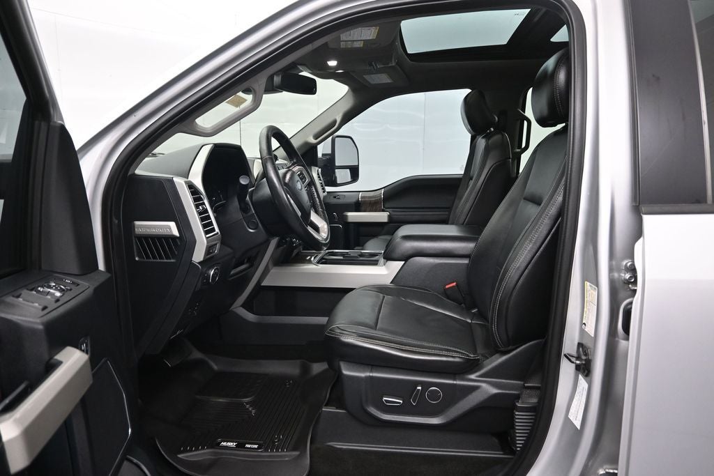 2017 Ford F-350SD Lariat