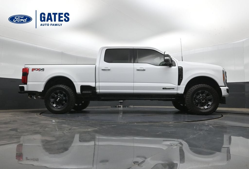 2023 Ford F-350SD Lariat
