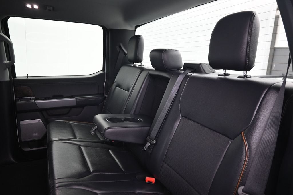 2025 Ford F-350SD Lariat DRW