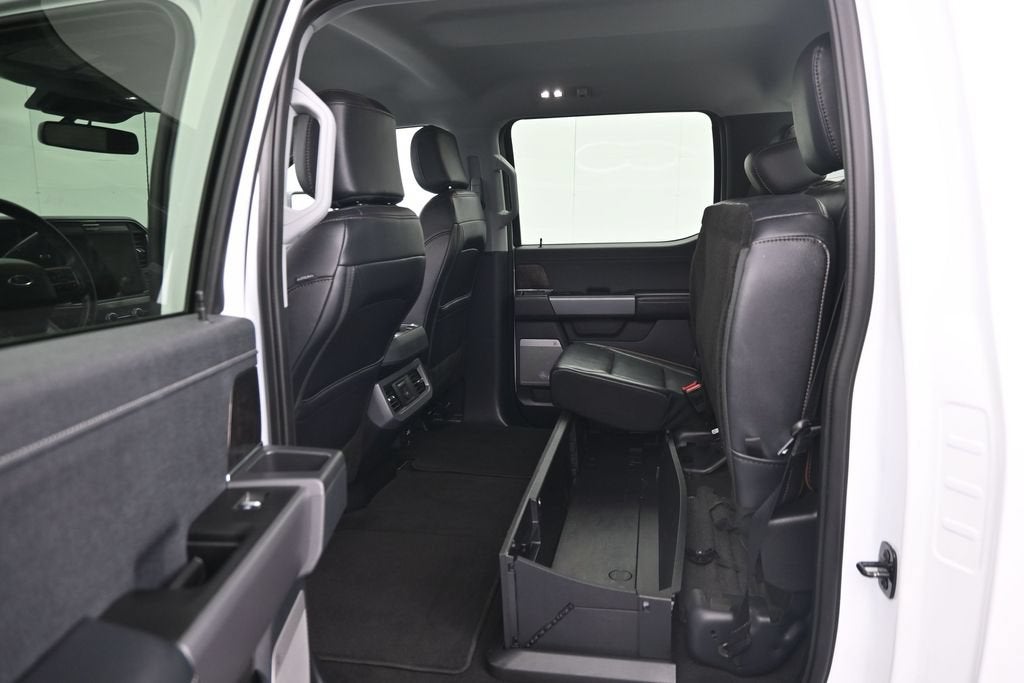 2025 Ford F-350SD Lariat DRW