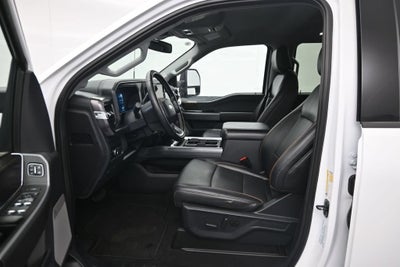 2025 Ford F-350SD Lariat DRW