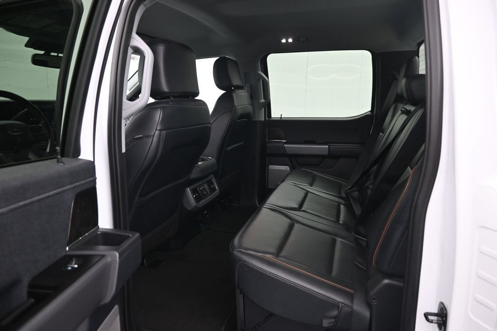 2025 Ford F-350SD Lariat DRW