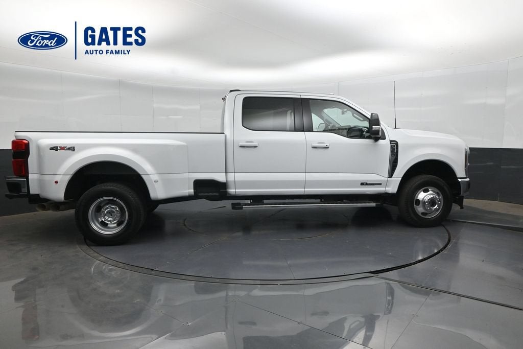 2025 Ford F-350SD Lariat DRW