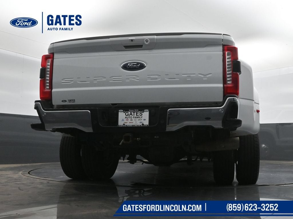 2025 Ford F-350SD Lariat DRW
