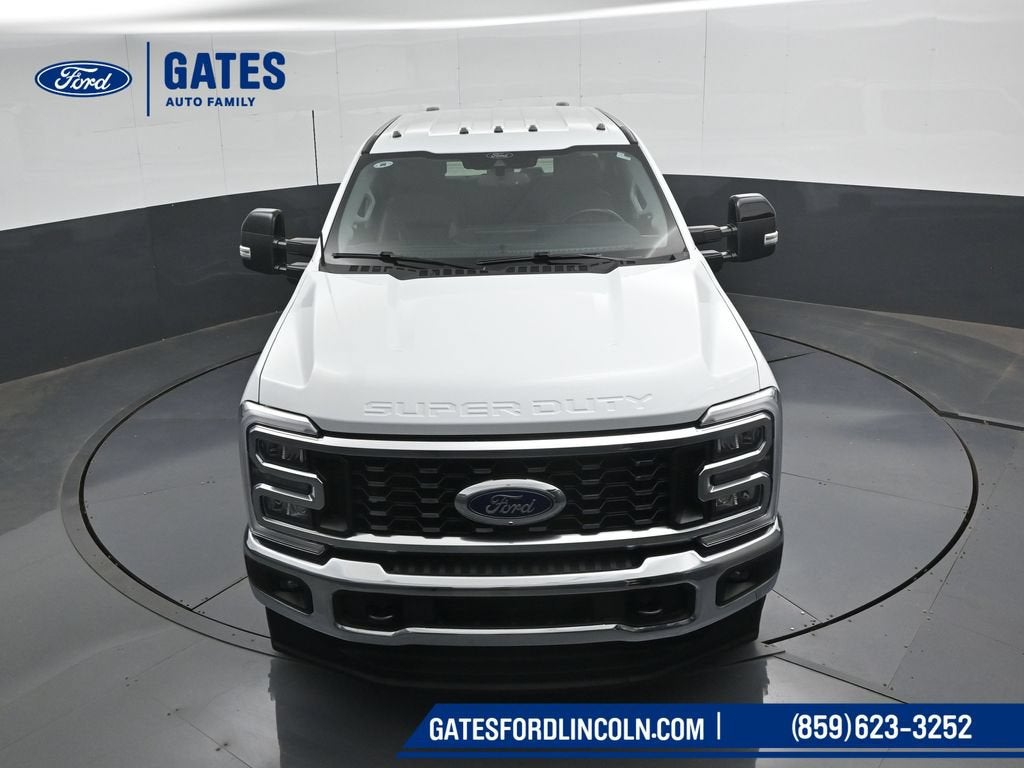 2025 Ford F-350SD Lariat DRW