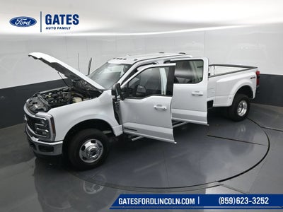 2025 Ford F-350SD Lariat DRW