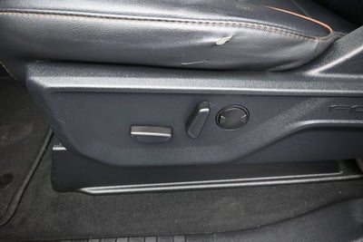 2025 Ford F-350SD Lariat DRW