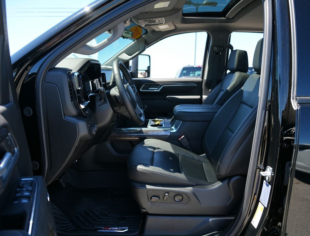 2025 Chevrolet Silverado 2500HD LTZ