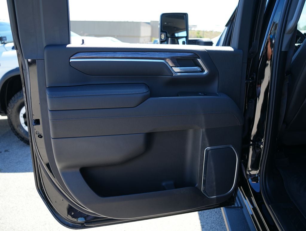 2025 Chevrolet Silverado 2500HD LTZ