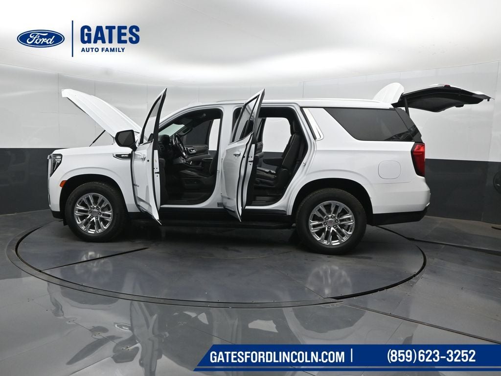 2023 GMC Yukon SLT