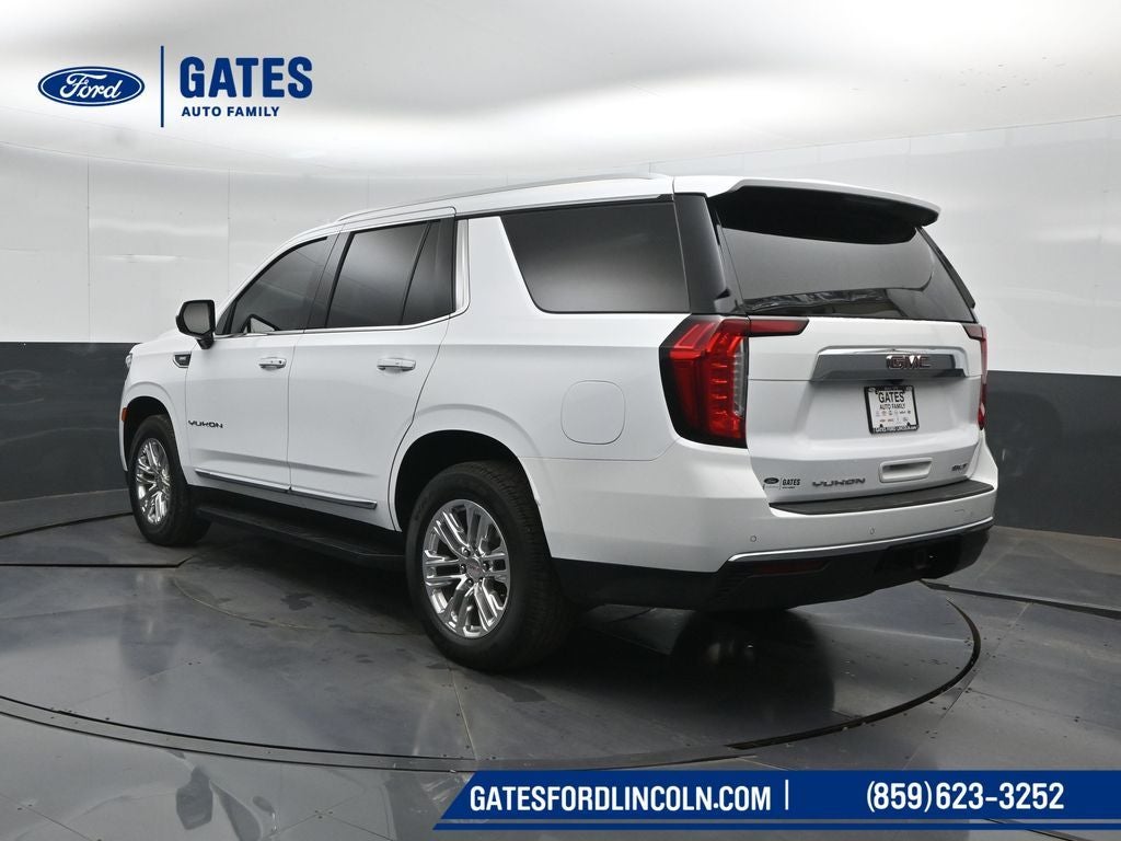 2023 GMC Yukon SLT