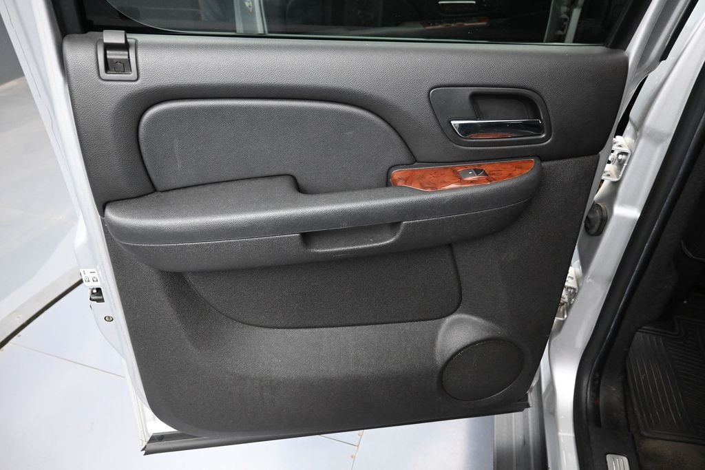2014 Chevrolet Suburban 1500 LTZ