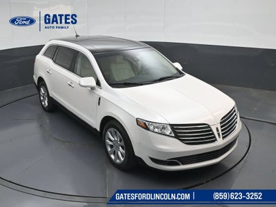 2017 Lincoln MKT Base