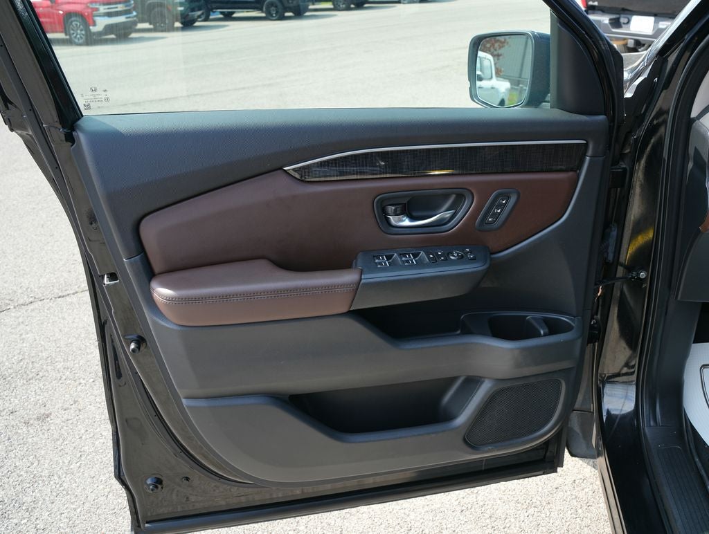 2023 Honda Pilot Elite