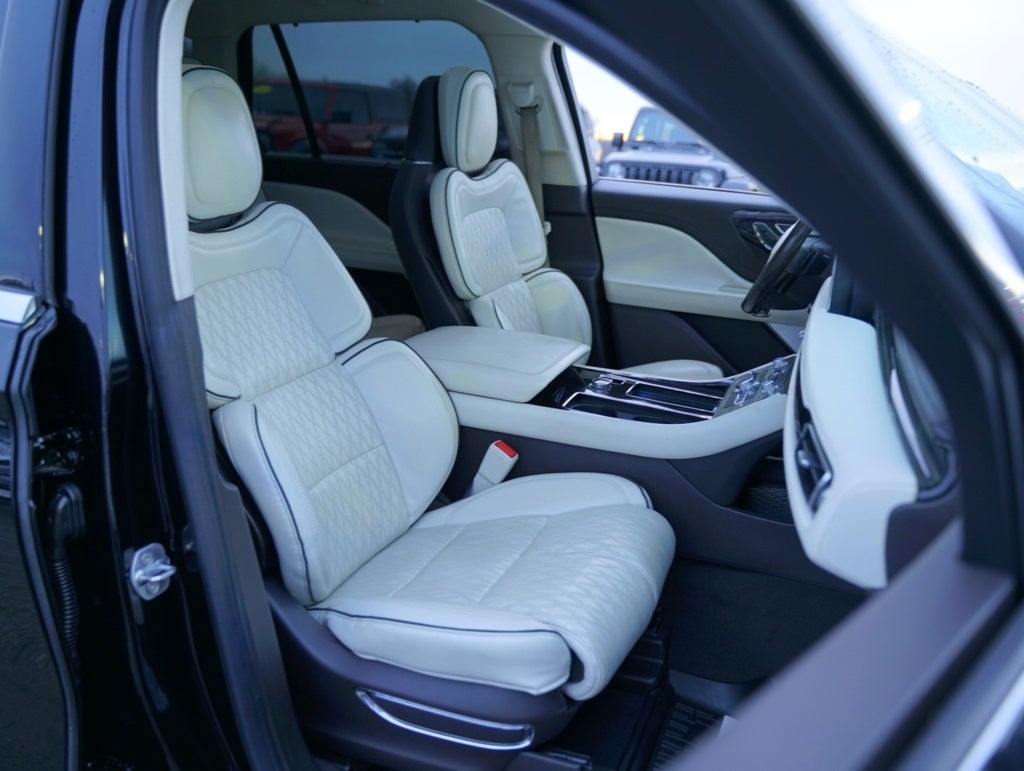 2020 Lincoln Aviator Black Label