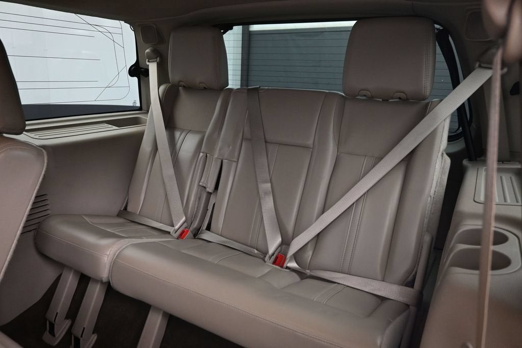 2017 Lincoln Navigator Select