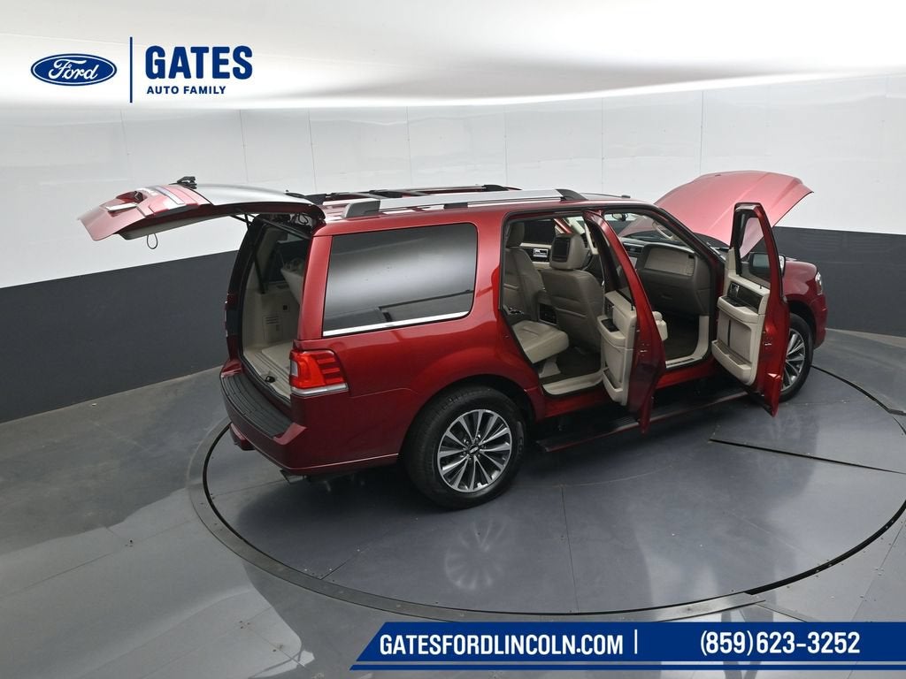2017 Lincoln Navigator Select