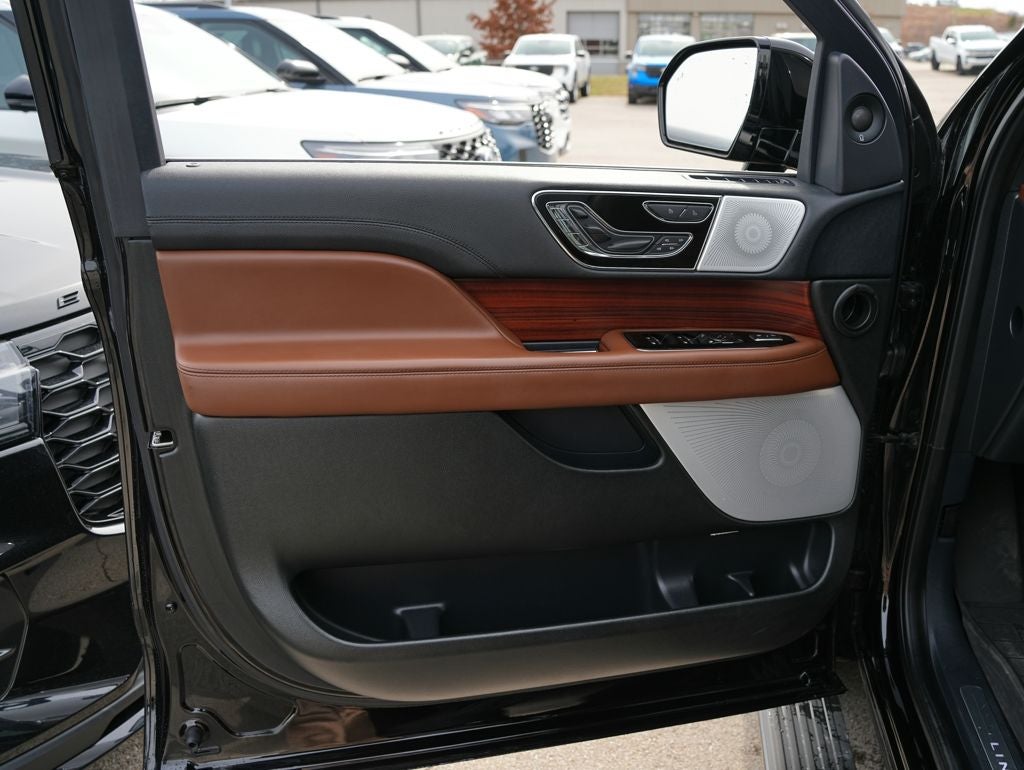2023 Lincoln Navigator Reserve
