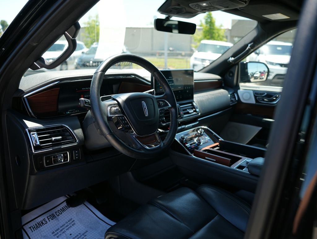 2023 Lincoln Navigator L Reserve