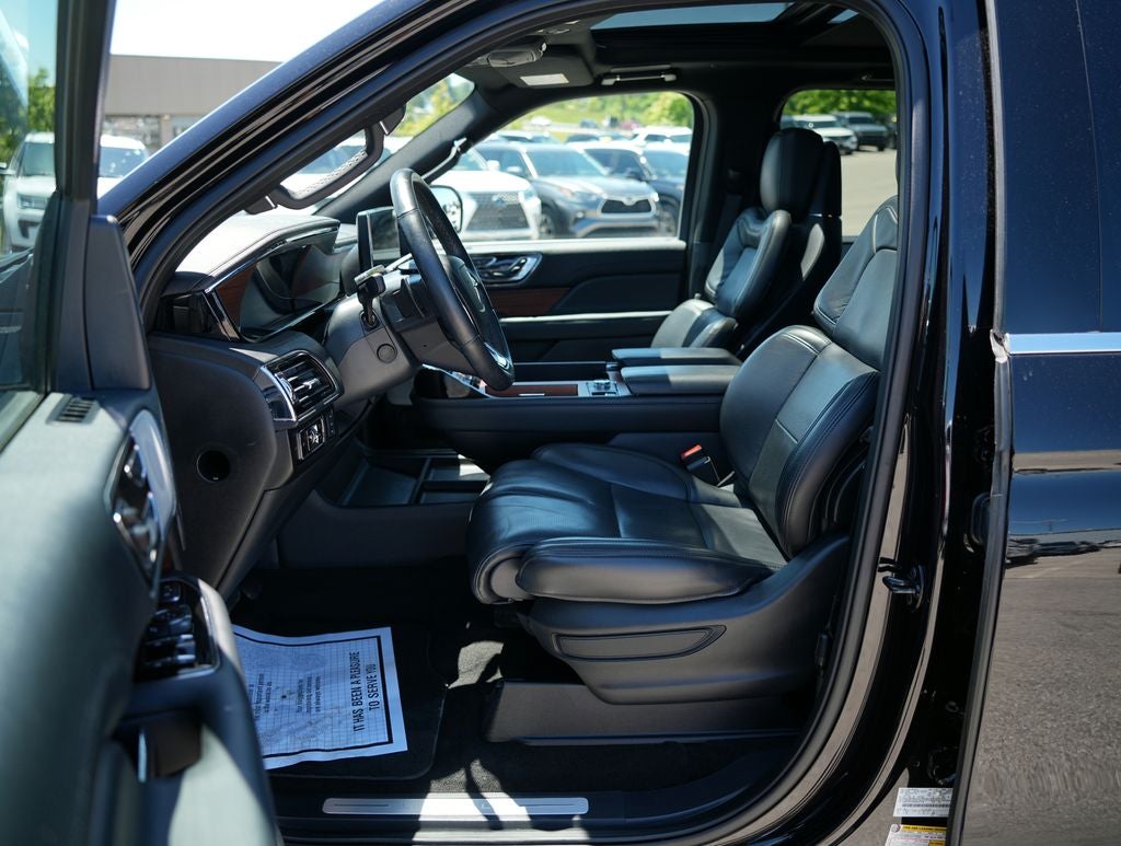 2023 Lincoln Navigator L Reserve