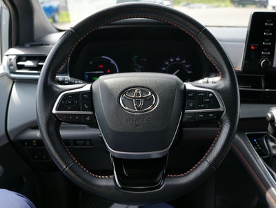 2021 Toyota Sienna XSE 7 Passenger