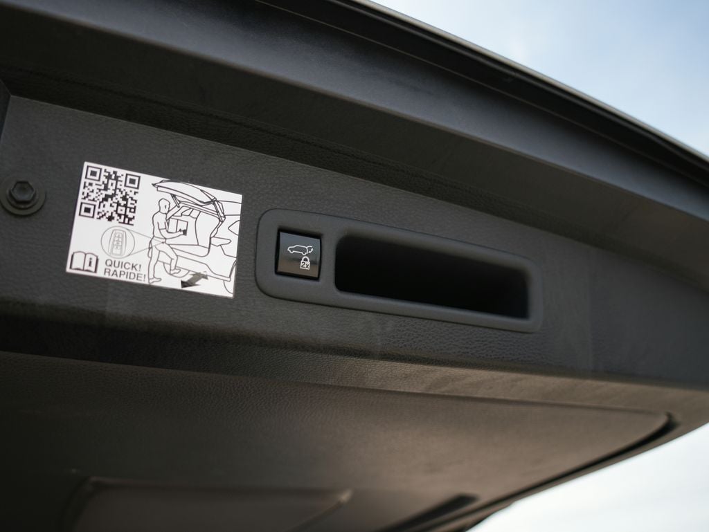 2021 Toyota Sienna XSE 7 Passenger