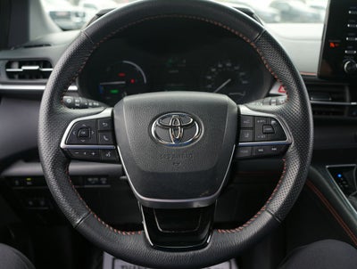 2022 Toyota Sienna XSE 7 Passenger