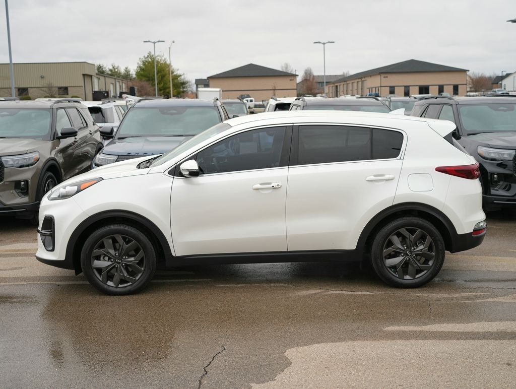 2022 Kia Sportage LX