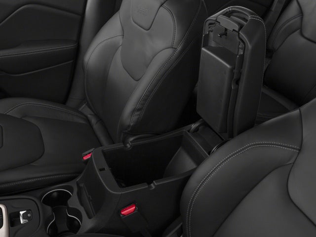 2017 Jeep Cherokee Sport