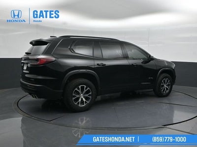 2024 GMC Acadia AT4