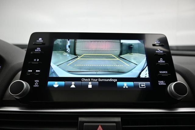 2022 Honda Accord Hybrid Touring - Photo 17