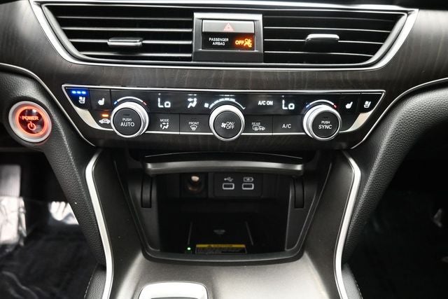 2022 Honda Accord Hybrid Touring - Photo 19