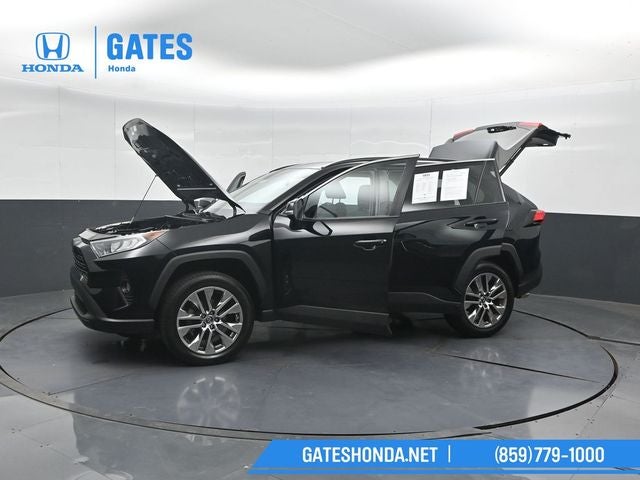 2019 Toyota RAV4 XLE Premium