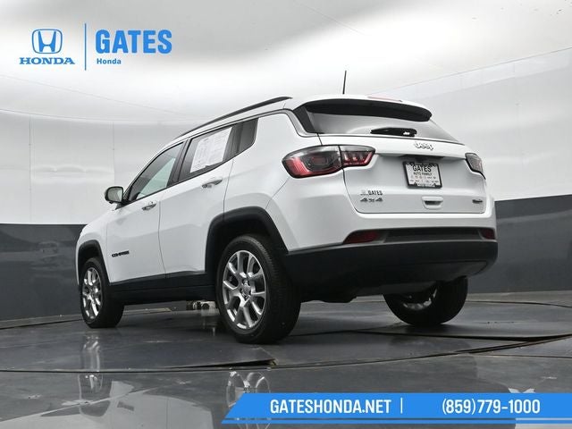 2022 Jeep Compass Latitude Lux
