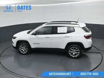2022 Jeep Compass Latitude Lux