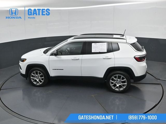 2022 Jeep Compass Latitude Lux