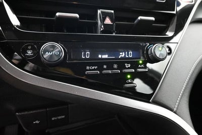 2024 Toyota Camry Hybrid SE