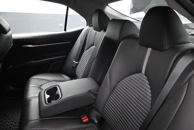 2024 Toyota Camry Hybrid SE