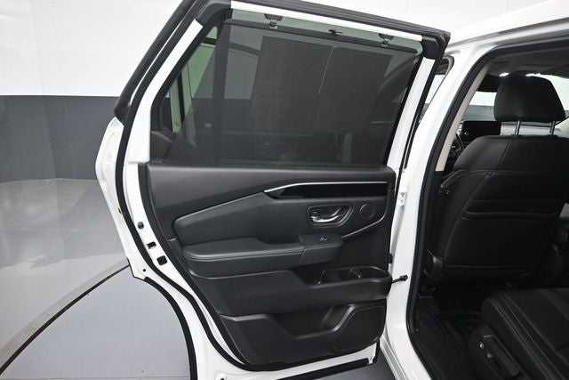 2025 Honda Pilot EX-L - Photo 26