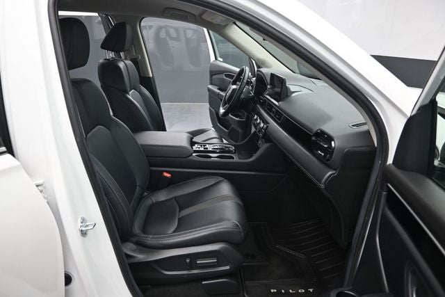 2025 Honda Pilot EX-L - Photo 33