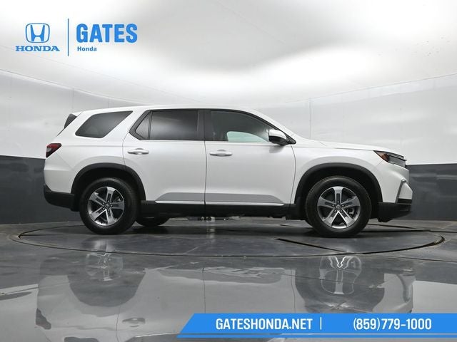 2025 Honda Pilot EX-L - Photo 40